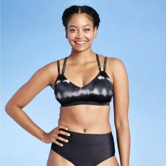 all in motion Other - Women's Strappy Bralette Bikini Top All in Motion Black M NWTS SOLD OUT RARE HTF